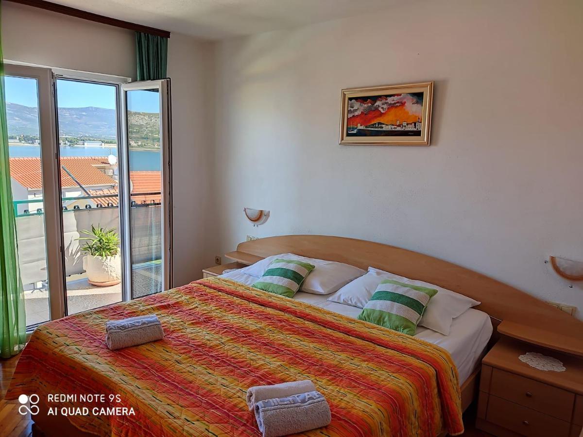 Apartmani Jole Trogir Exterior foto